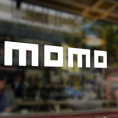 Наклейка Momo